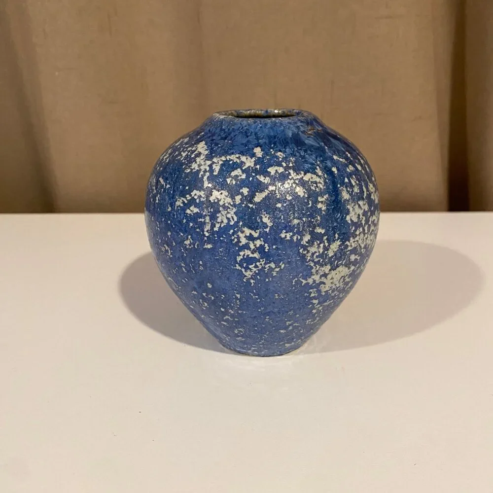 Antique Blue Spongeware Pottery Vase - 6” Small Rustic‎ Vintage Decor